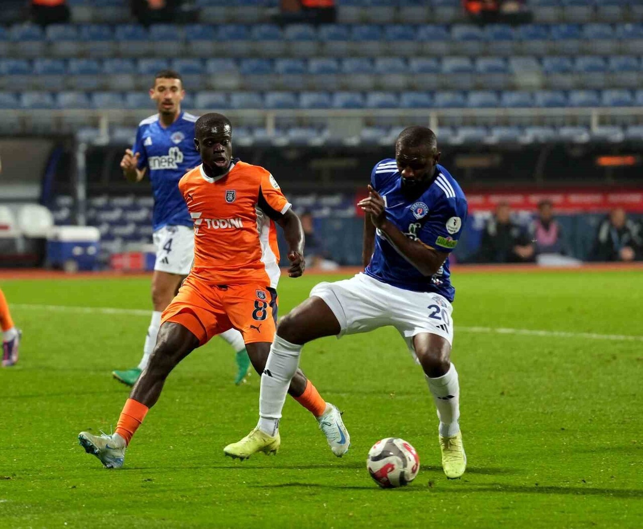 TRENDYOL SÜPER LİG’İN 14. HAFTASINDA RAMS BAŞAKŞEHİR, DEPLASMANDA KARŞILAŞTIĞI KASIMPAŞA’YI 3-1...