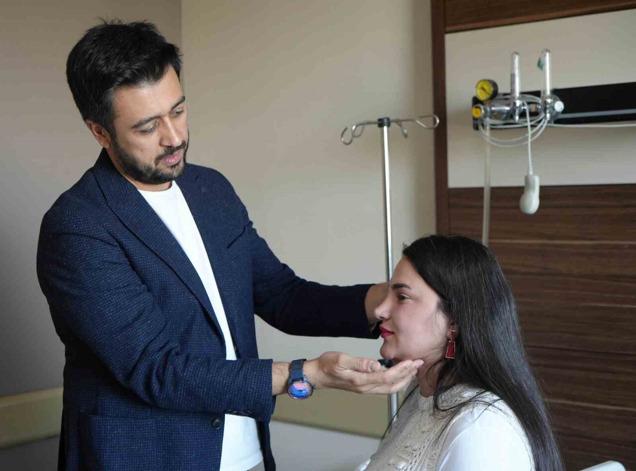 TÜKÜRÜK BEZİNDEKİ TAŞ İÇİN HAKKARİ VE ÇEVRE İLLERDE YILLARCA TEŞHİS VE TEDAVİ ARAYAN NERGİS SEVİK...