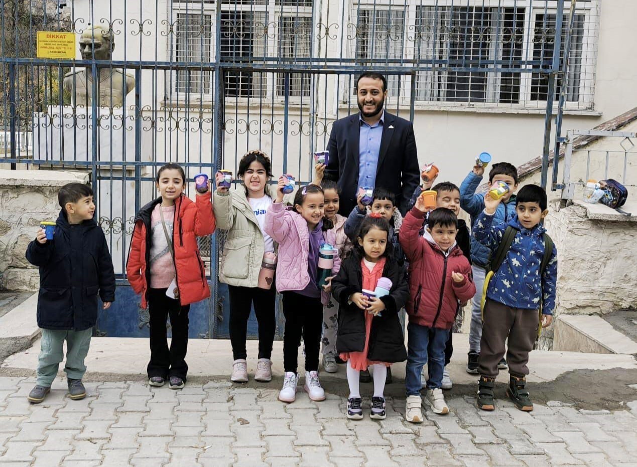 TUNCELİ’NİN ÇEMİŞGEZEK İLÇESİNDE 4-6 YAŞ KUR’AN KURSU ÖĞRENCİLERİ, DÜNYA ÇOCUK GÜNÜ’NDE...