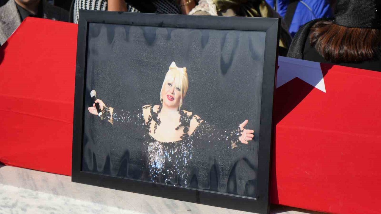 TÜRK SANAT MÜZİĞİNİN ÖNEMLİ İSİMLERİNDEN MUAZZEZ ABACI, ANKARA’DA SON YOLCULUĞUNA...