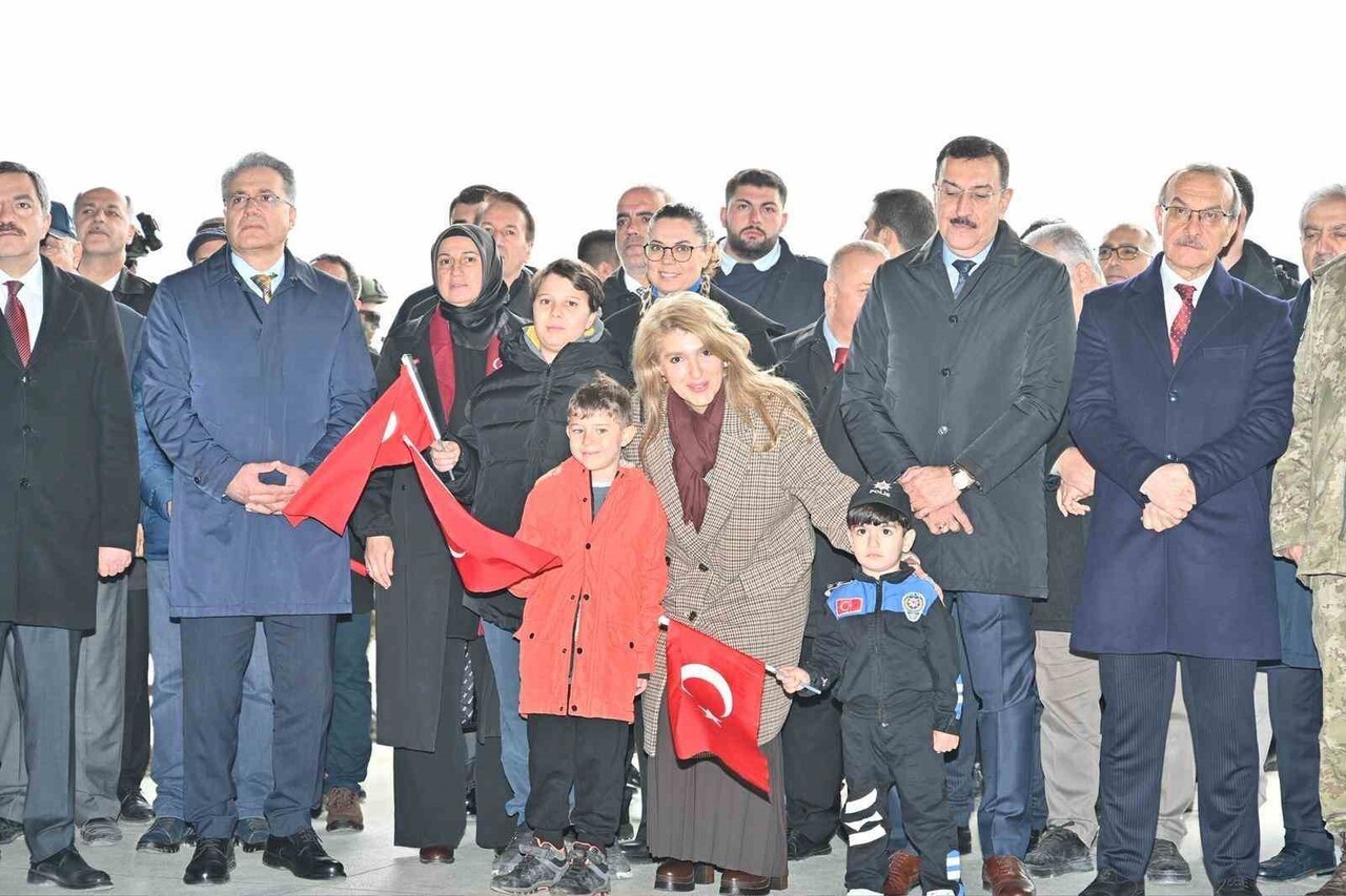 TÜRKİYE’DE BİR İLK, TULGA KIŞLASI HALKINA AÇILDI