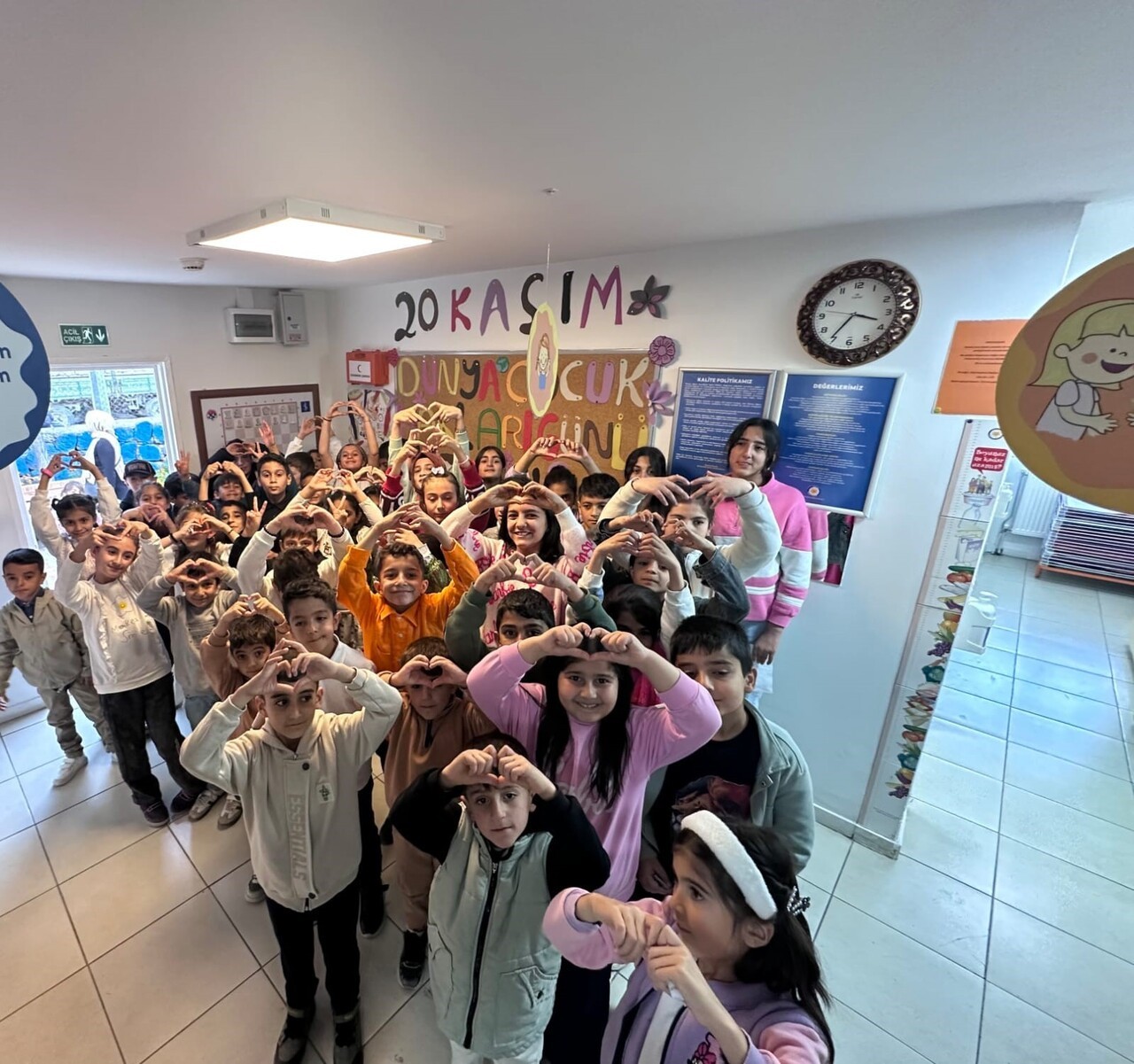 TÜRKİYE EĞİTİM GÖNÜLLÜLERİ VAKFI'NA (TEGV) BAĞLI MURADİYE FATMA TÜLİN-PROF. DR. MUSTAFA GEDİKTAŞ...