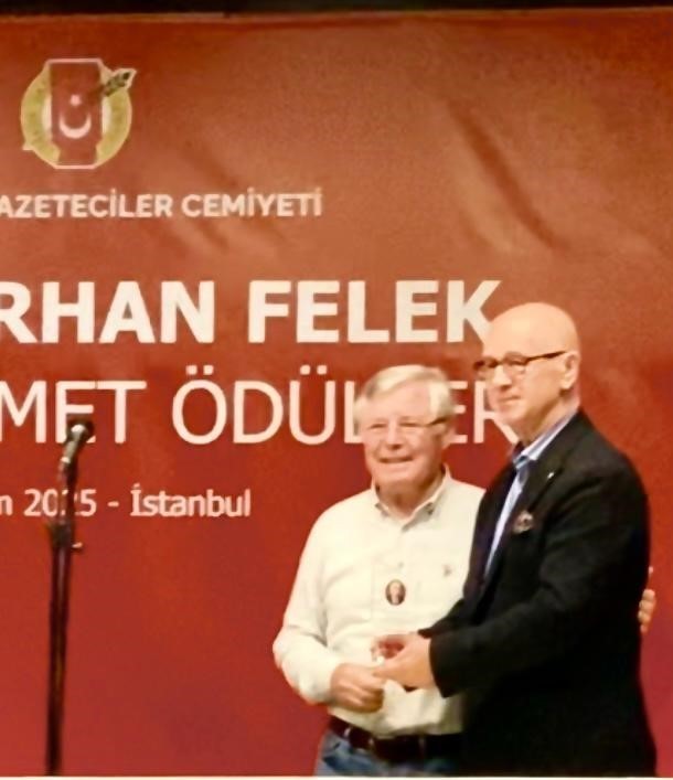 TÜRKİYE GAZETECİLER CEMİYETİ, ÖNCEKİ BAŞKANLARINDAN BURHAN FELEK’İ ÖLÜM YIL DÖNÜMÜNDE MEZARI...