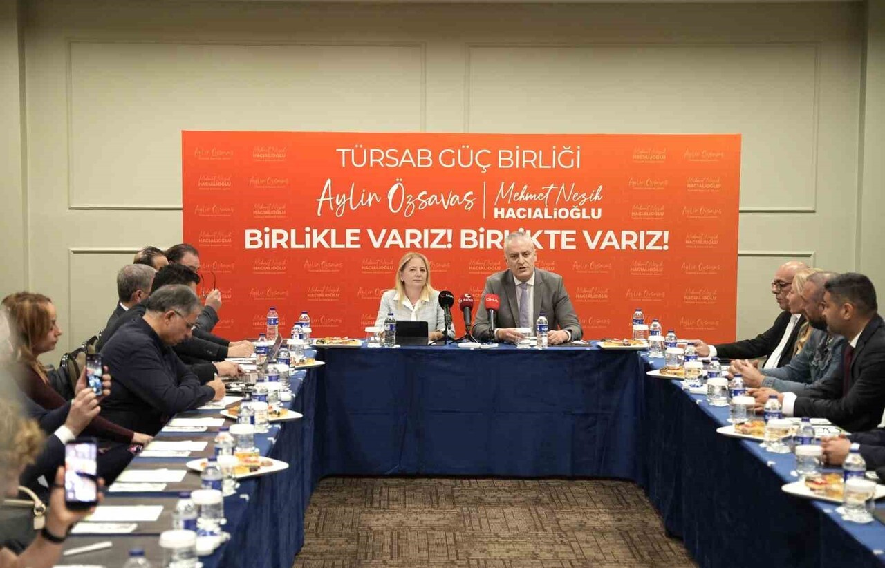 TÜRKİYE SEYAHAT ACENTALARI BİRLİĞİ’NİN 26. OLAĞAN GENEL KURUL ÖNCESİNDE, BAŞKANLIK YARIŞI YAPAN...