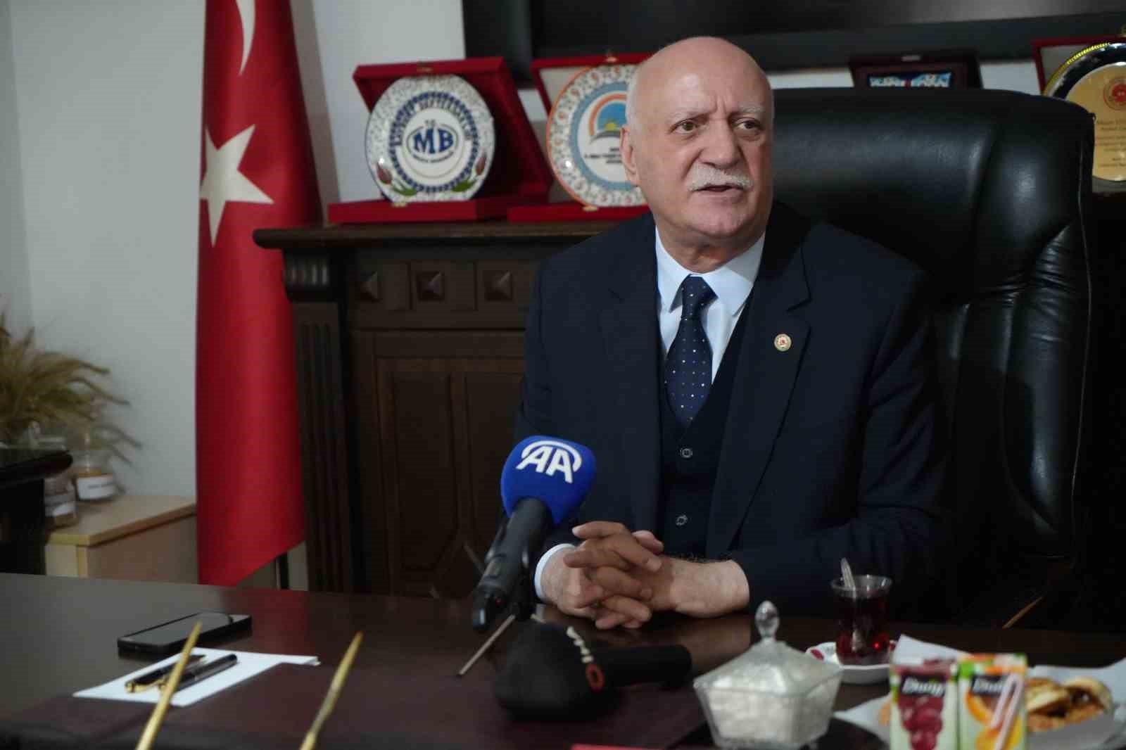 TZOB GENEL BAŞKANI BAYRAKTAR: "ŞAP HASTALIĞINDAN ETKİLENEN ÜRETİCİLERE DESTEK VERİLMESİ...