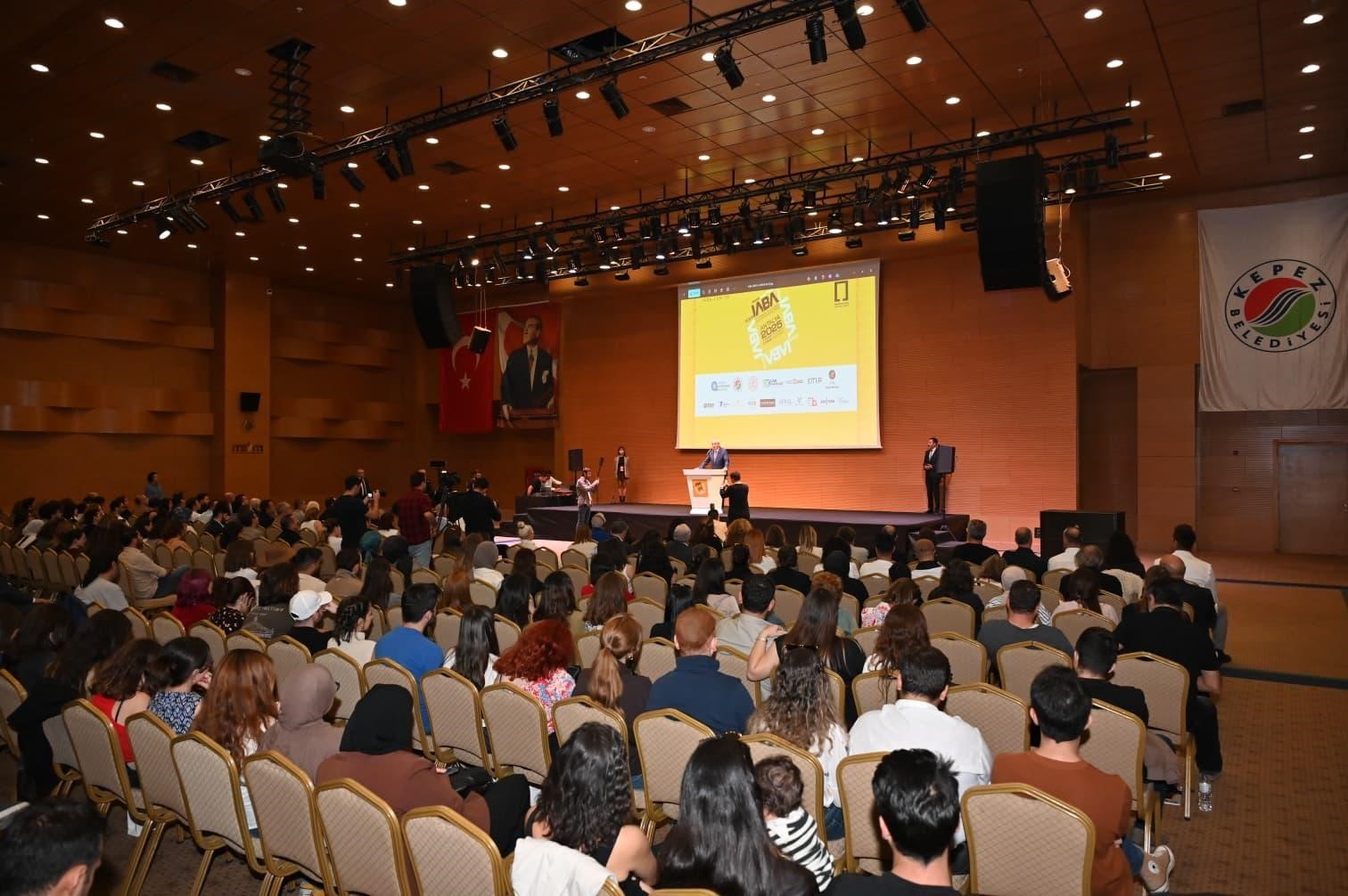 ULUSLARARASI ANTALYA MİMARLIK BİENALİ, MİMARLIK DÜNYASINI KEPEZ’DE BULUŞTURDU.