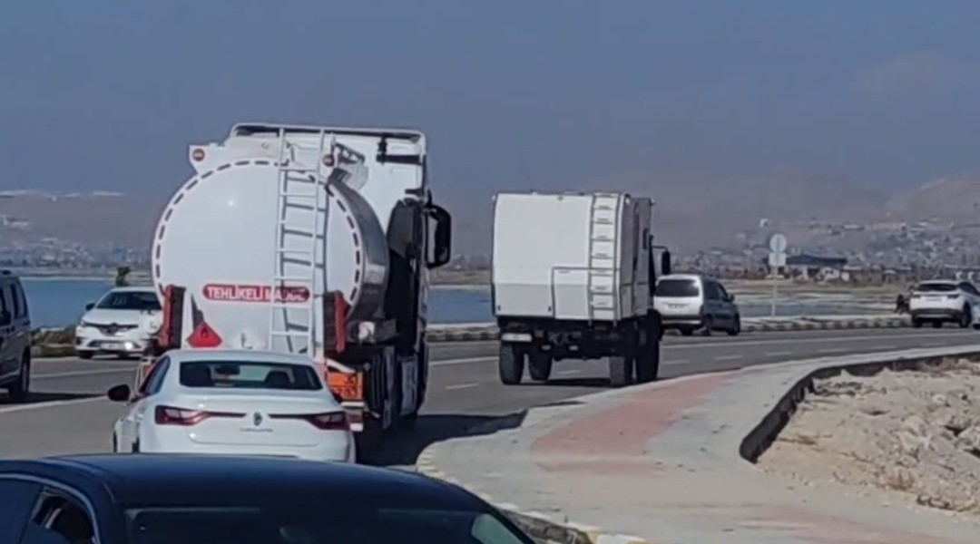 VAN'DA ŞEHİR İÇİ TRAFİĞİN RAHATLATILMASI, HALKIN VAN GÖLÜ'NÜN GÜZELLİKLERİYLE BULUŞTURULMASI...