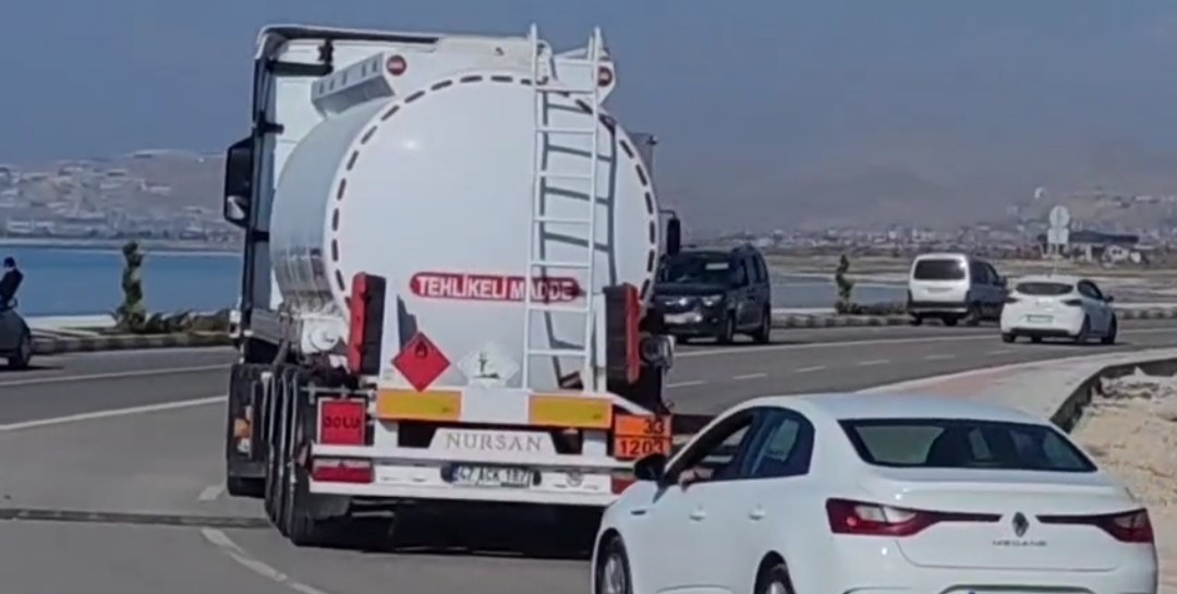 VAN'DA ŞEHİR İÇİ TRAFİĞİN RAHATLATILMASI, HALKIN VAN GÖLÜ'NÜN GÜZELLİKLERİYLE BULUŞTURULMASI...