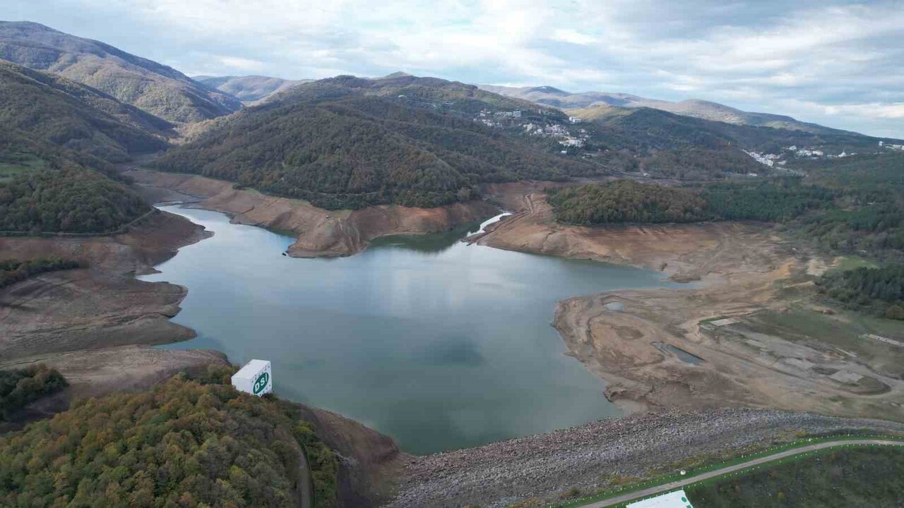 YALOVA’NIN İÇME SUYU İHTİYACINI KARŞILAYAN GÖKÇE BARAJI’NDA DOLULUK ORANI KRİTİK SEVİYELERE...