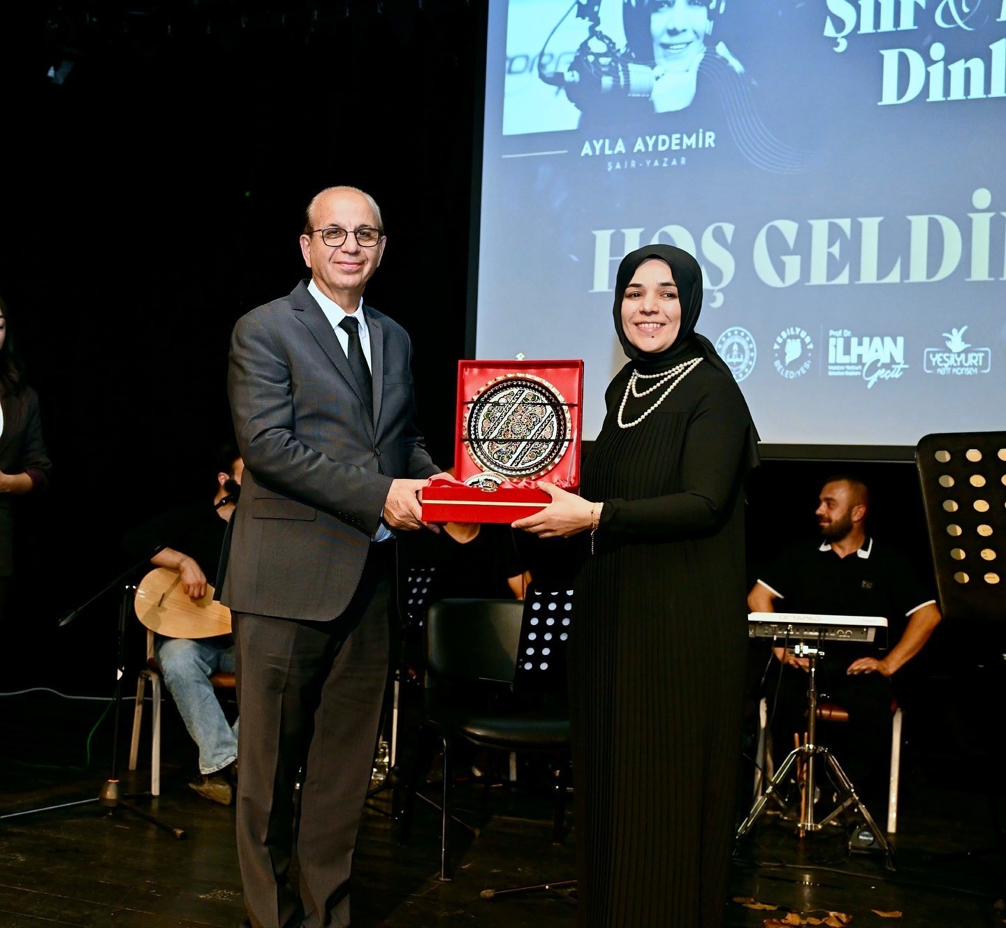 YEŞİLYURT KENT KONSEYİ TARAFINDAN DÜZENLENEN VE ŞAİR-YAZAR AYLA AYDEMİR’İN KONUK OLDUĞU "ŞİİR VE...