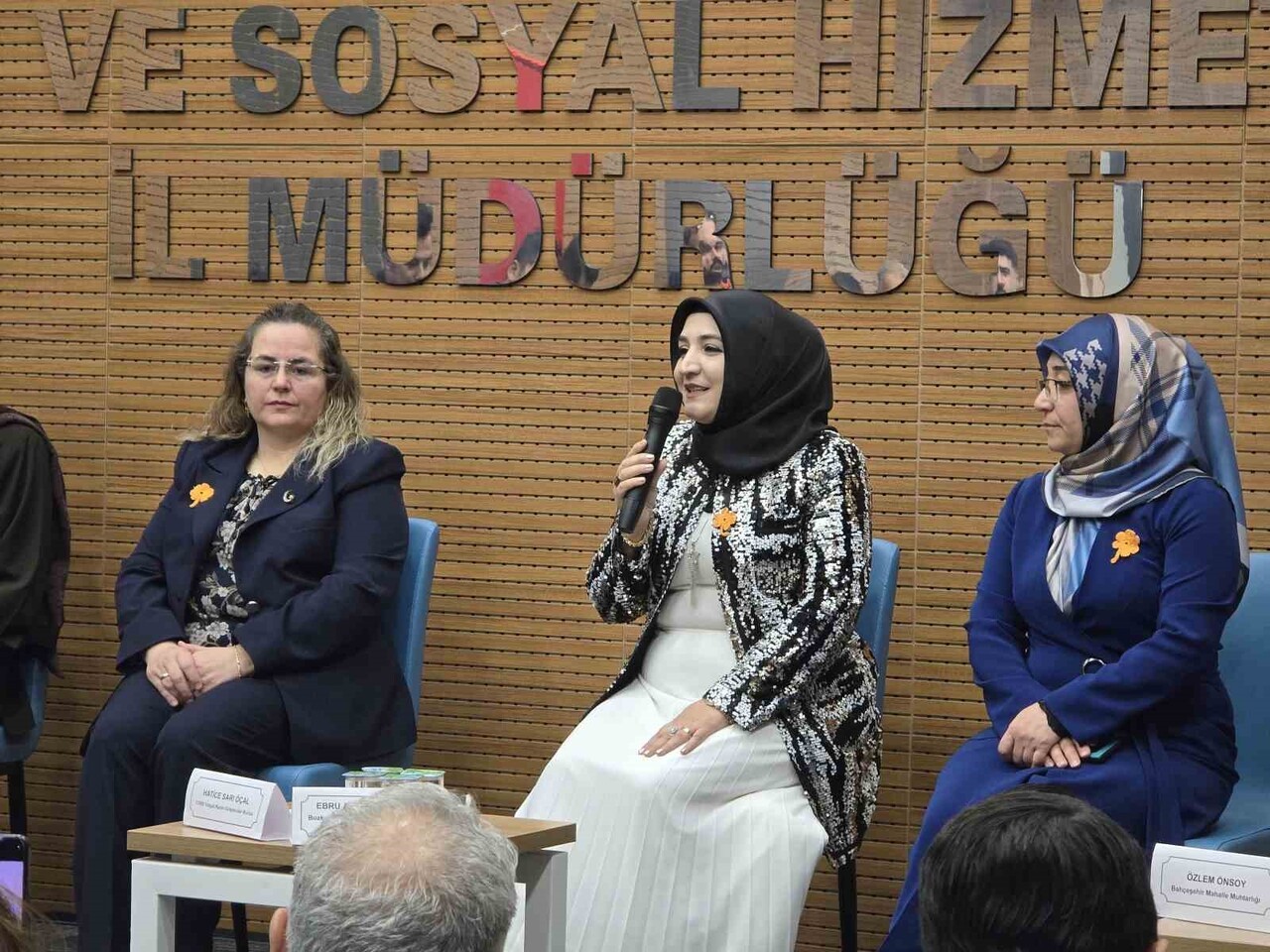 YOZGAT AİLE VE SOSYAL HİZMETLER İL MÜDÜRLÜĞÜ TARAFINDAN KADINA YÖNELİK ŞİDDETE KARŞI ULUSLARARASI...