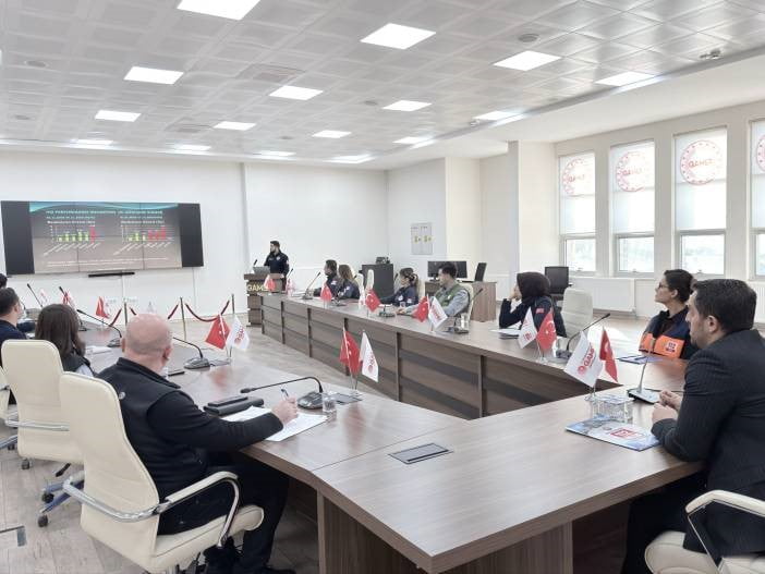 112 ACİL ÇAĞRI MERKEZİ MÜDÜRLÜĞÜ, VATANDAŞLARA SUNULAN ACİL HİZMETLERİN KALİTESİNİ ARTIRMAK...