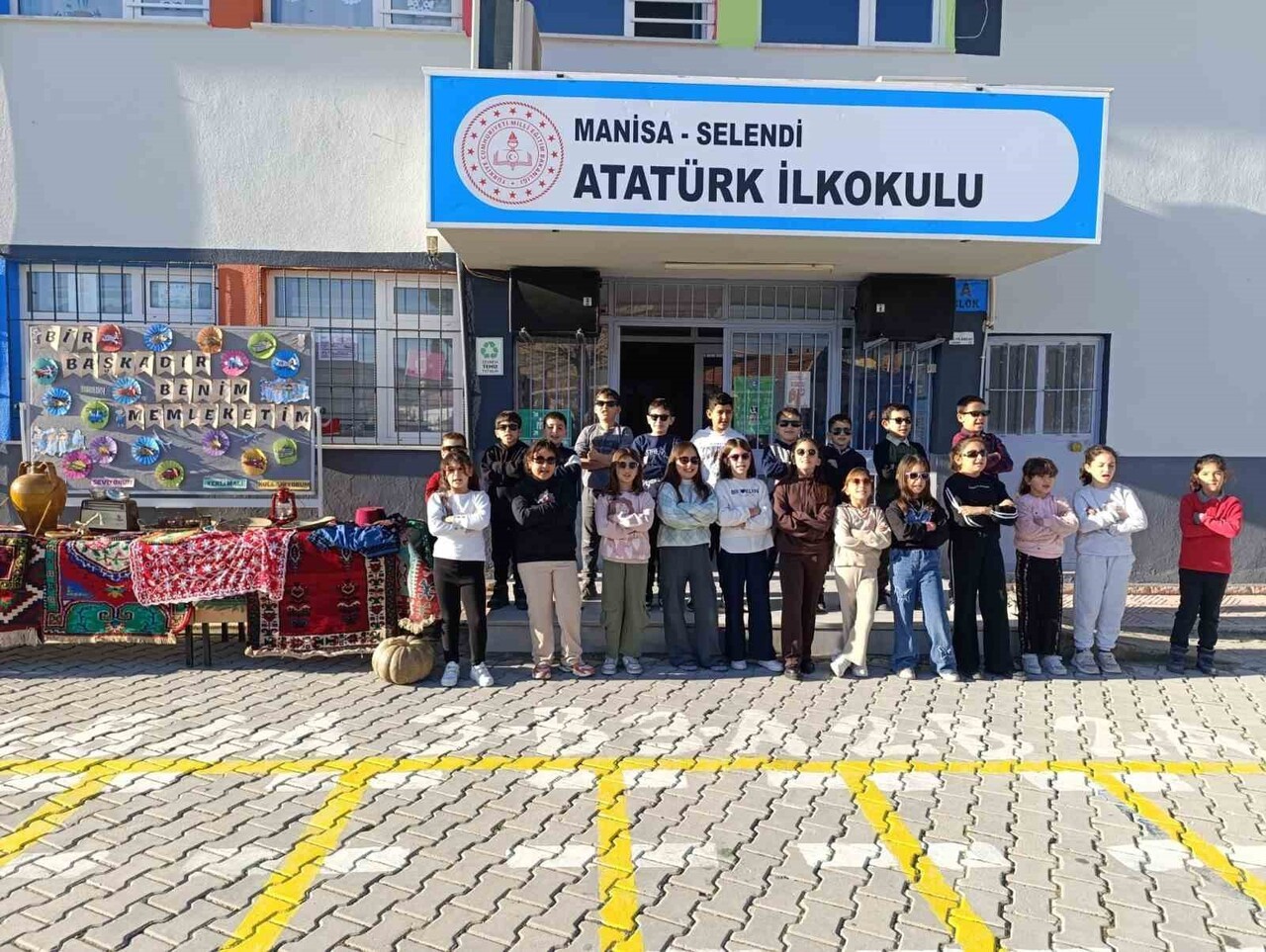 12-18 ARALIK TARİHLERİ ARASINDA KUTLANAN YERLİ MALI HAFTASI, MANİSA'NIN SELENDİ İLÇESİ ATATÜRK...