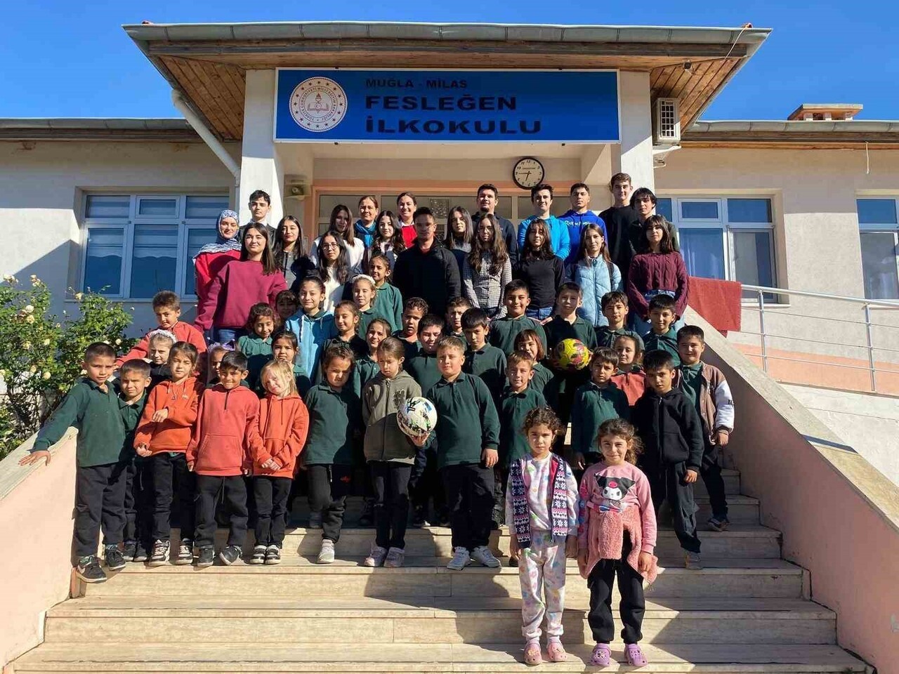 2025-2026 EĞİTİM VE ÖĞRETİM YILI KAPSAMINDA YÜRÜTÜLEN "OKULUN KALBİ KÜTÜPHANELER PROJESİ" EYLEM...