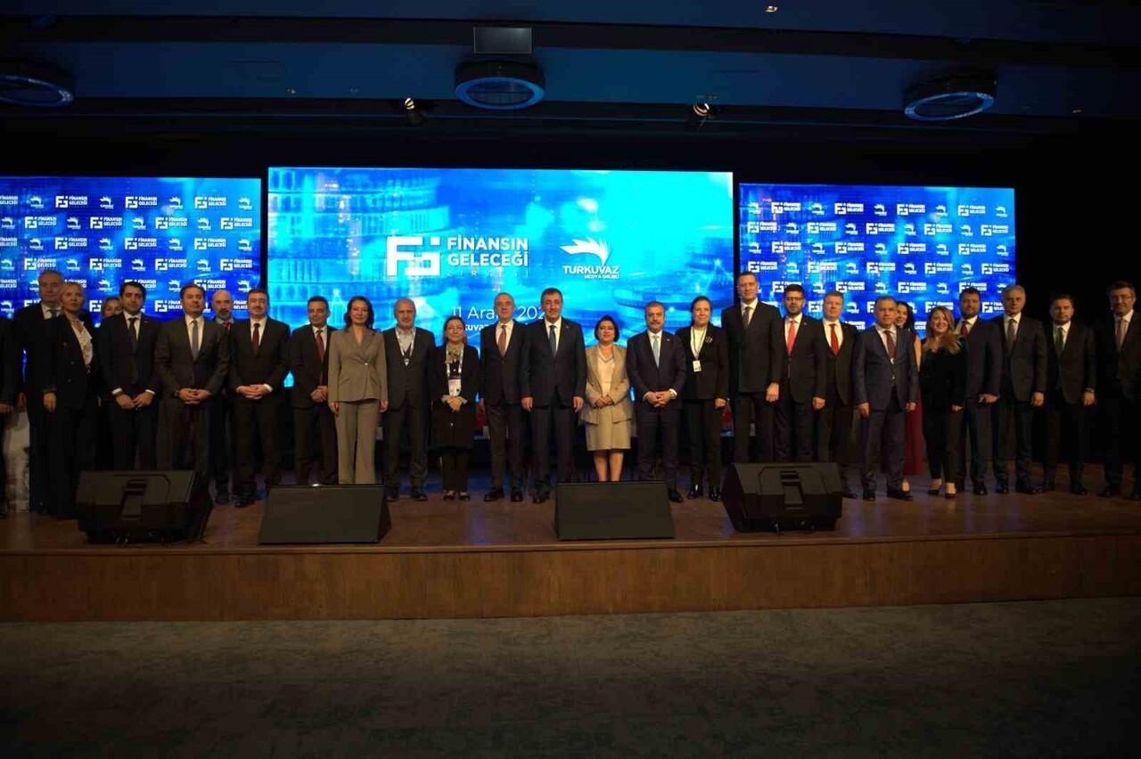 5. FİNANSIN GELECEĞİ ZİRVESİ, 11 ARALIK’TA TURKUVAZ MEDYA MERKEZİ’NDE GERÇEKLEŞTİ. BANKACILIK...
