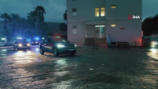 6 ilde dolandırıcılık ve tefecilik yapan 9 ayrı organize suç örgütü çökertildi: 61...