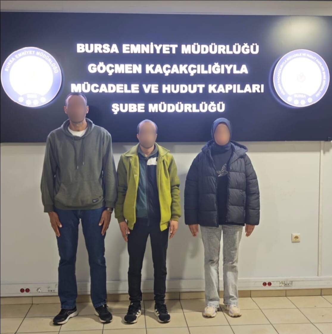 8 KAÇAK GÖÇMEN YAKALANDI, ORGANİZATÖRLER GÖZALTINA ALINDI