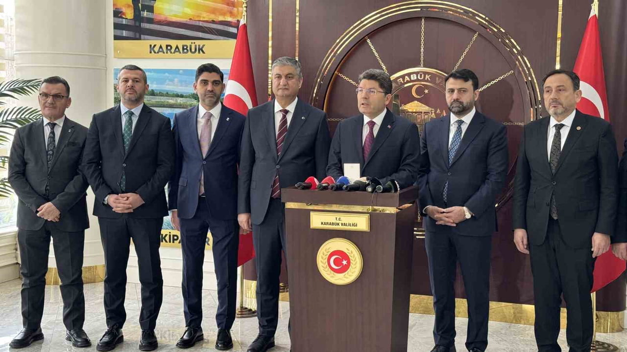 ADALET BAKANI YILMAZ TUNÇ, KARABÜK VALİLİĞİ’NDE YAPTIĞI AÇIKLAMADA, 11. YARGI PAKETLERİ İLE CEZA...