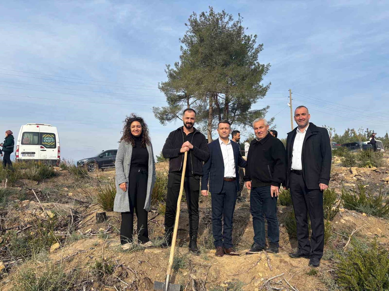 ADANA’NIN KOZAN İLÇESİNDE YANGIN SONRASI KÜLE DÖNEN ORMANLIK ALAN, ŞEHİT VE GAZİLERİN İSİMLERİNİ...