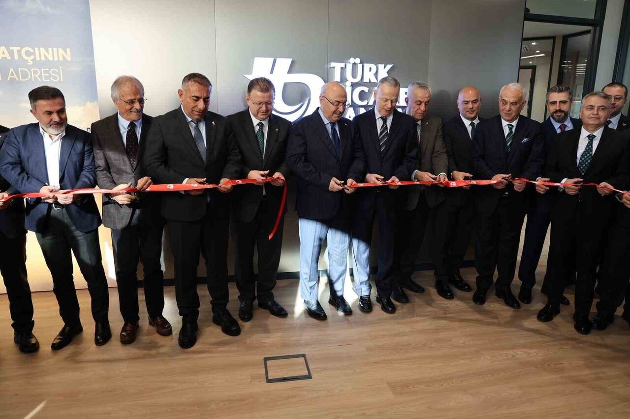 ADANA SANAYİ ODASI EV SAHİPLİĞİNDE TÜRK TİCARET BANKASI ÇUKUROVA ŞUBESİ AÇILIŞ TÖRENİ İLE ADANA...