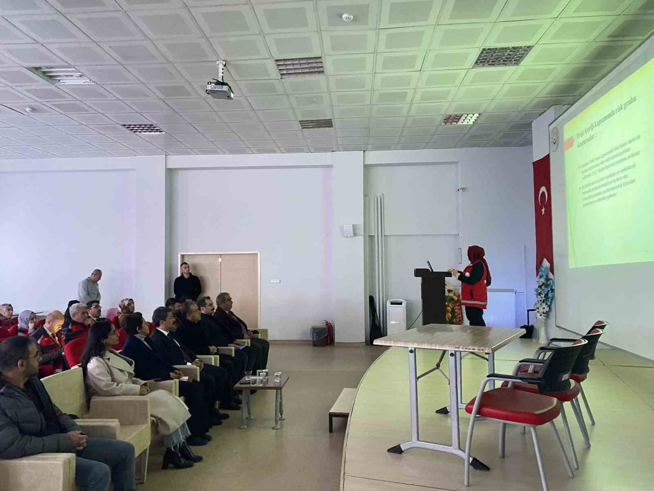 ADIYAMAN’IN BESNİ İLÇESİNDE, OTİZM SPEKTRUM BOZUKLUĞU OLAN BİREYLERE YÖNELİK II. ULUSAL EYLEM...