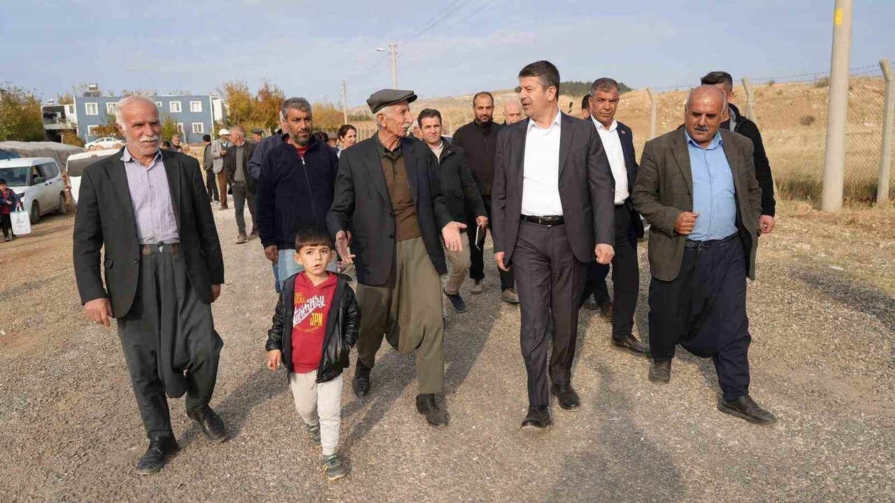 ADIYAMAN’IN BİNEVLER KÜME EVLERİ, BELEDİYE SINIRLARINA DAHİL EDİLEREK PETROL MAHALLESİNE...