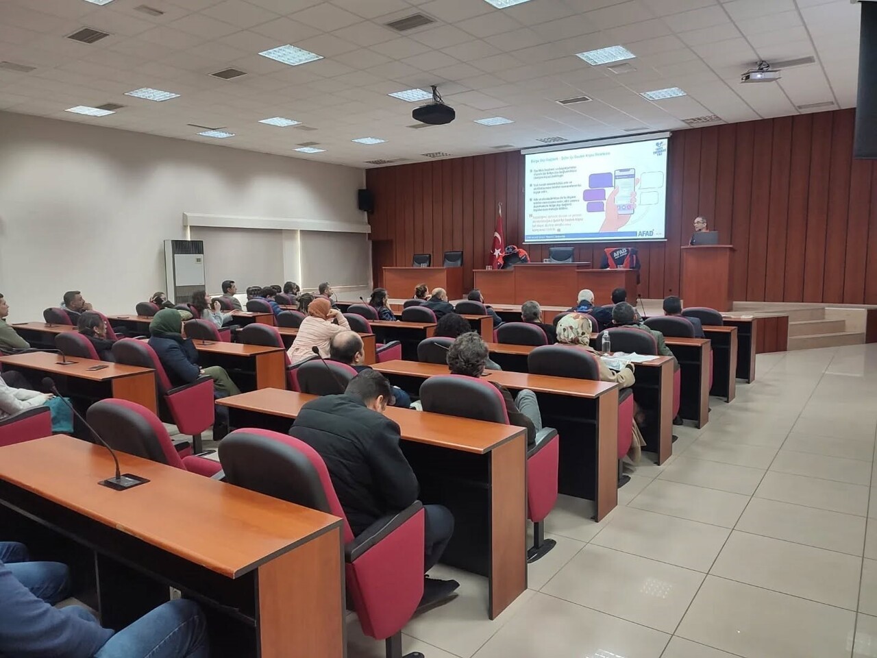 AFAD AYDIN İL MÜDÜRLÜĞÜ TARAFINDAN, AFETLERE HAZIRLIK VE FARKINDALIĞIN ARTIRILMASI AMACIYLA AYDIN...