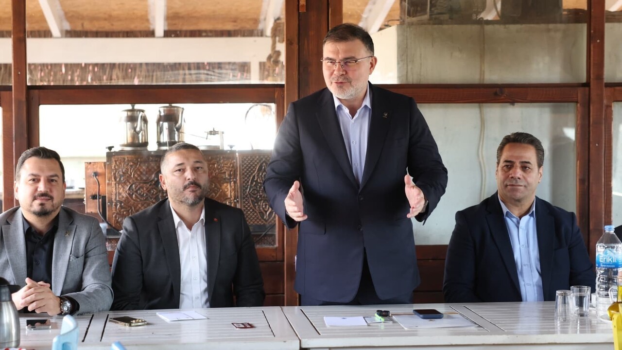 AK PARTİ İZMİR İL BAŞKANI BİLAL SAYGILI, CHP İZMİR İL BAŞKANI ÇAĞATAY GÜÇ’ÜN AK PARTİ’NİN KENTE...