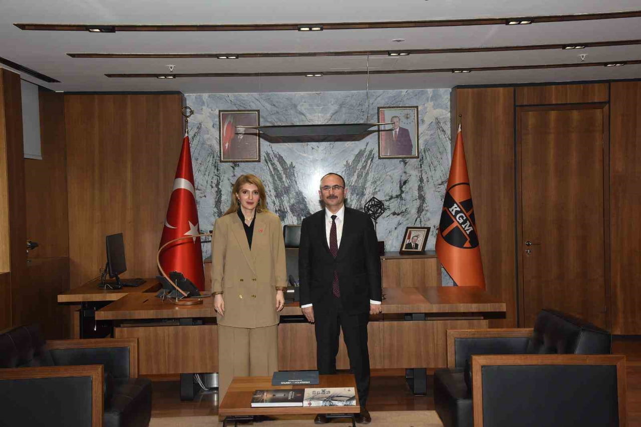 AK PARTİ MALATYA MİLLETVEKİLİ İNANÇ SİRAÇ KARA ÖLMEZTOPRAK, KARAYOLLARI GENEL MÜDÜRÜ AHMET GÜLŞEN...