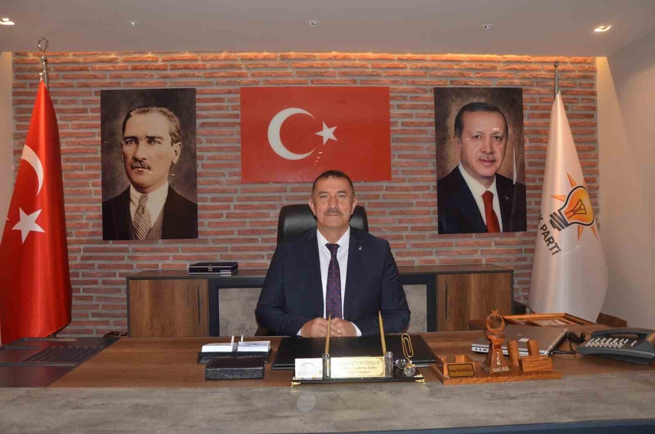 AK PARTİ SİNOP İL BAŞKANI YAKUP ÜÇÜNCÜOĞLU, SİNOP ALTYAPI İHTİYAÇLARI İÇİN İLLER BANKASI'NDAN 400...