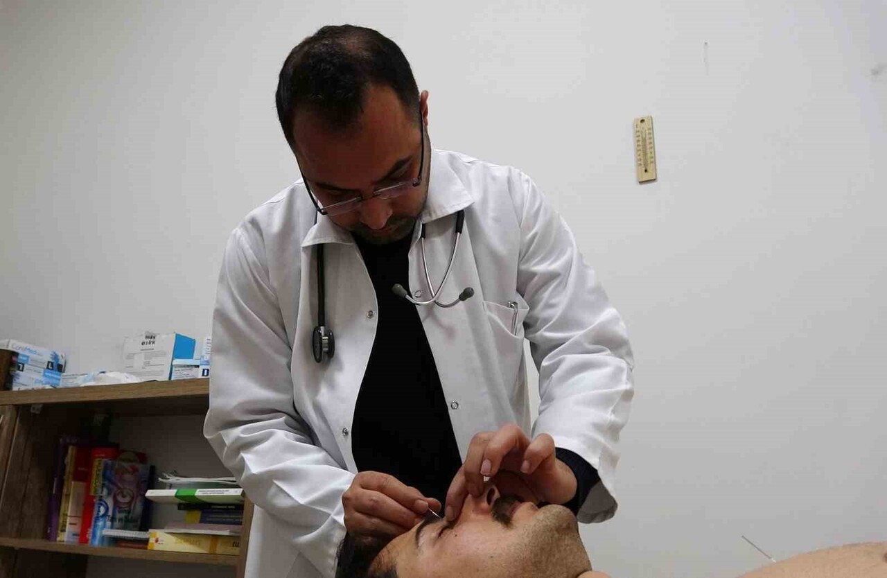 AKUPUNKTUR TEDAVİSİYLE SAĞLIĞINA KAVUŞTULAR