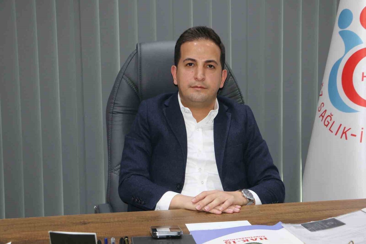 AKÜZÜM, HAK-İŞ TÜRKİYE'NİN EN KÖKLÜ VE EN BAŞARILI SENDİKASIDIR, 81 İLDE TEŞKİLATI OLAN, EMEK...