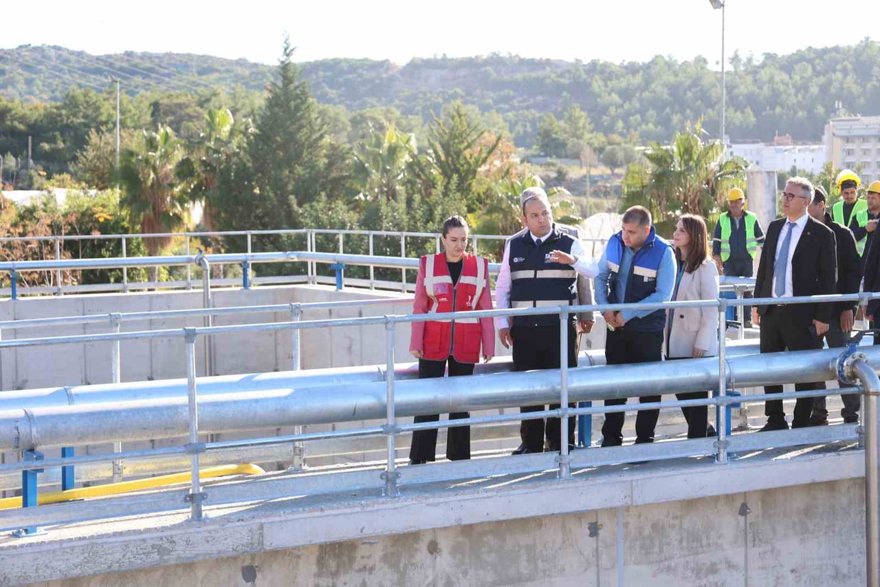 ALANYA ZİYARETİ KAPSAMINDA KONAKLI ARITMA TESİSİ'NDE İNCELEMELERDE BULUNAN ANTALYA BÜYÜKŞEHİR...