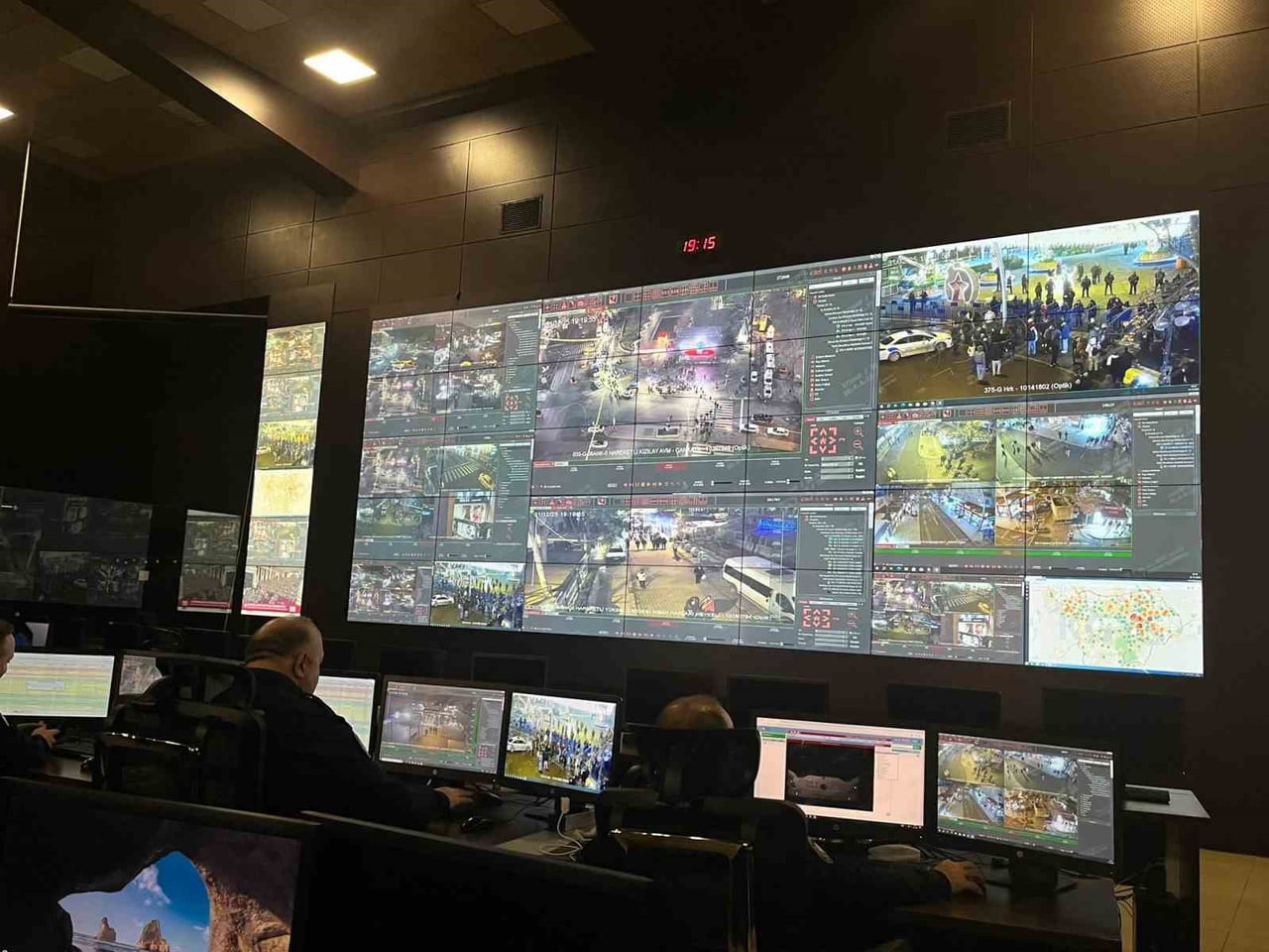 ANKARA'DA YILBAŞI TEDBİRLERİ KAPSAMINDA 641 NOKTADA 2 BİN 684 EKİP, 19 BİN 242 PERSONEL...