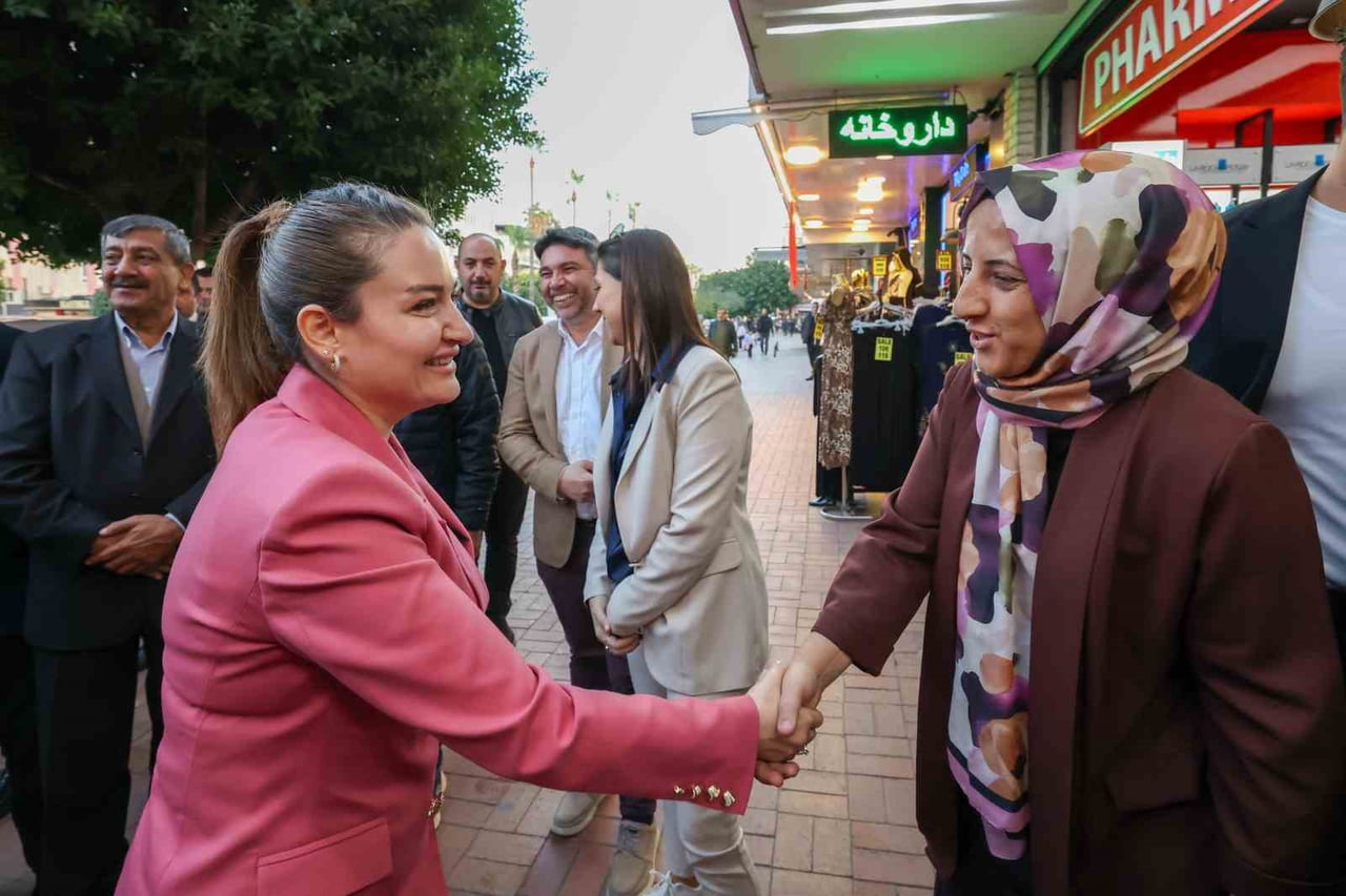 ANTALYA BÜYÜKŞEHİR BELEDİYESİ BAŞKAN VEKİLİ BÜŞRA ÖZDEMİR, VATADANŞLARLA BİR ARAYA...