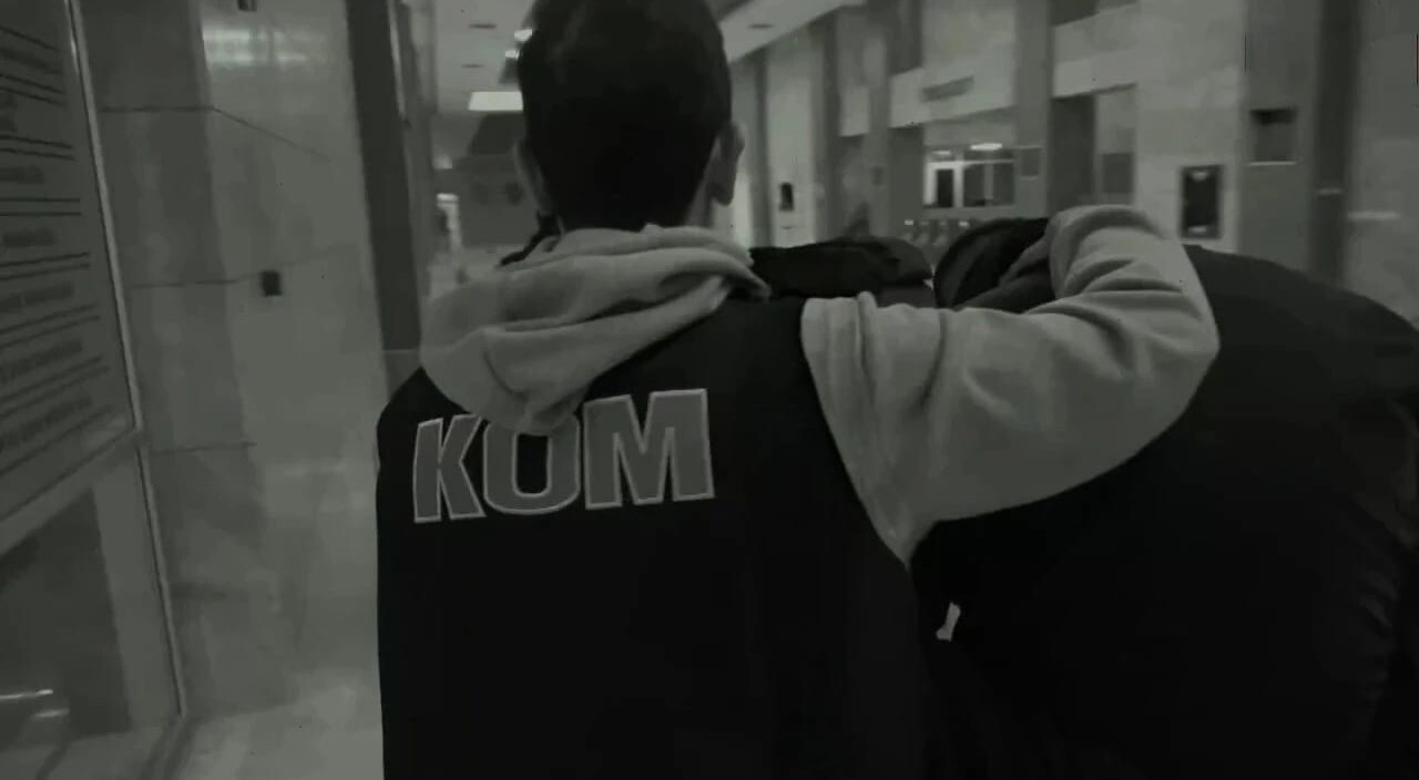 ANTALYA’DA BİR İŞ YERİNİ TEHDİT EDEREK PARA İSTEYEN VE TALEP REDDEDİLİNCE İŞ YERİNİ...