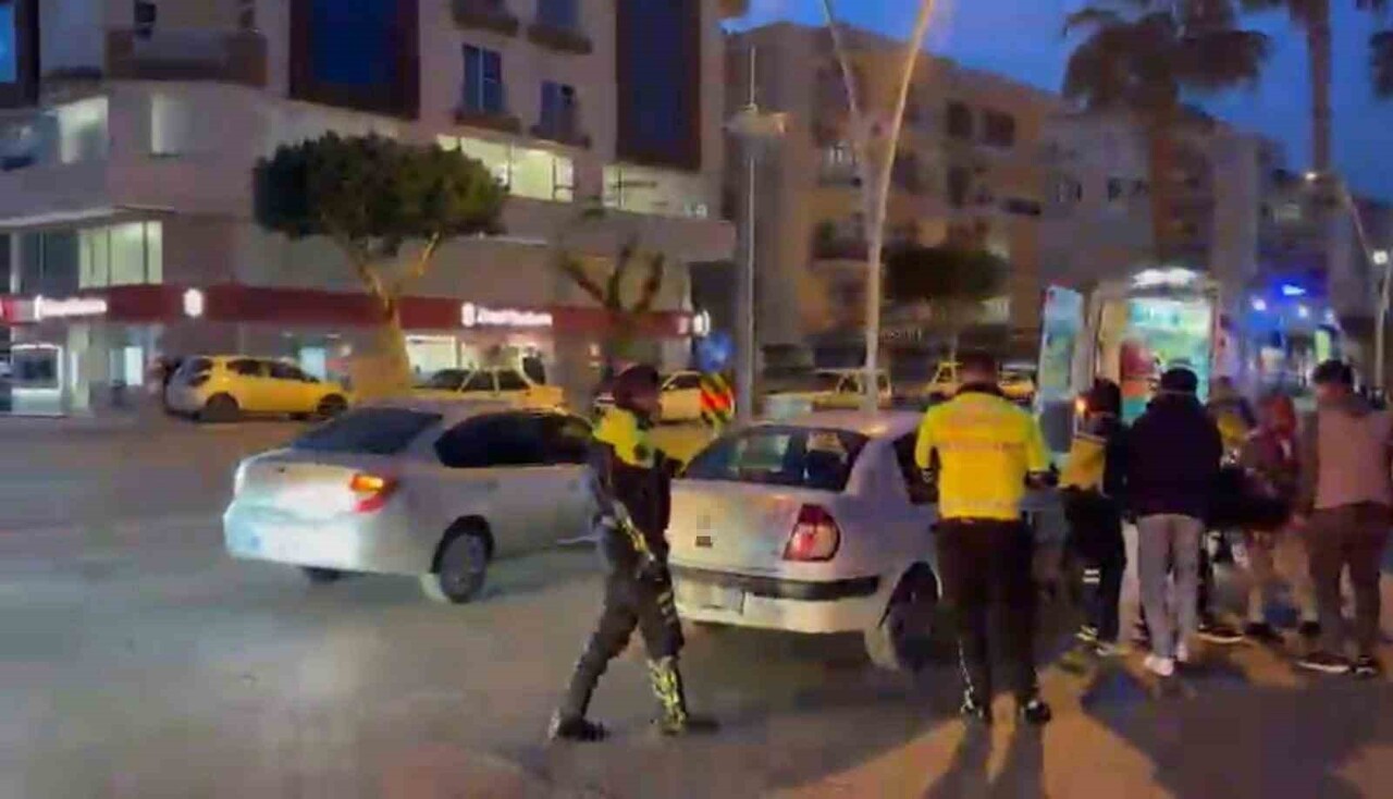 ANTALYA’NIN MANAVGAT İLÇESİ  ZÜBEYDE HANIM CADDESİ EVİN PANSİYON KAVŞAĞINDA MOTOSİKLET İLE...