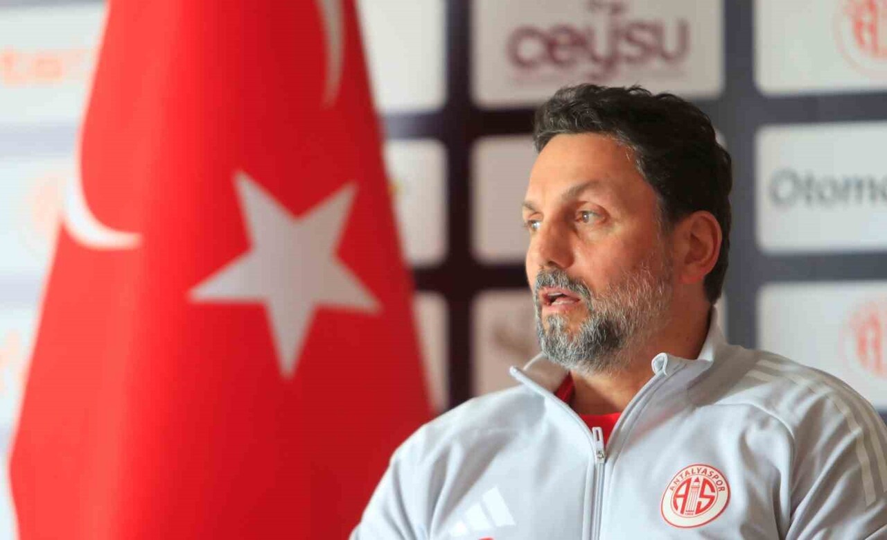 ANTALYASPOR'DA TEKNİK DİREKTÖR EROL BULUT DÖNEMİ SONA ERDİ (ARŞİV)