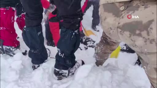 Artvin'deki çığ faciasında kar altından cansız bedeni çıkartılan çobanlardan birinin kimliği belli...