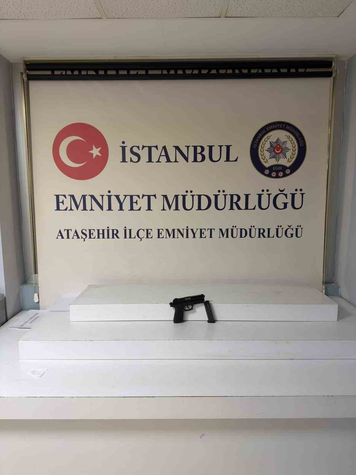 ATAŞEHİR'DE BİR İŞYERİNİ KURŞUNLAYAN M.G. (19) İLE OLAY ANINI KAYDA ALAN K.C.B. (17) İSİMLİ...