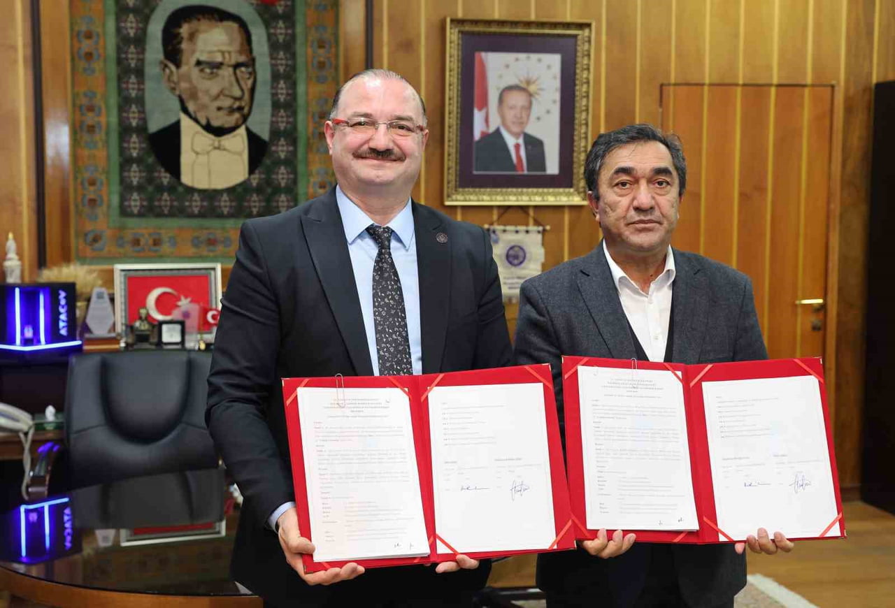 ATATÜRK ÜNİVERSİTESİ İLE DOĞU ANADOLU PROJESİ (DAP) BÖLGE KALKINMA İDARESİ BAŞKANLIĞI ARASINDA...