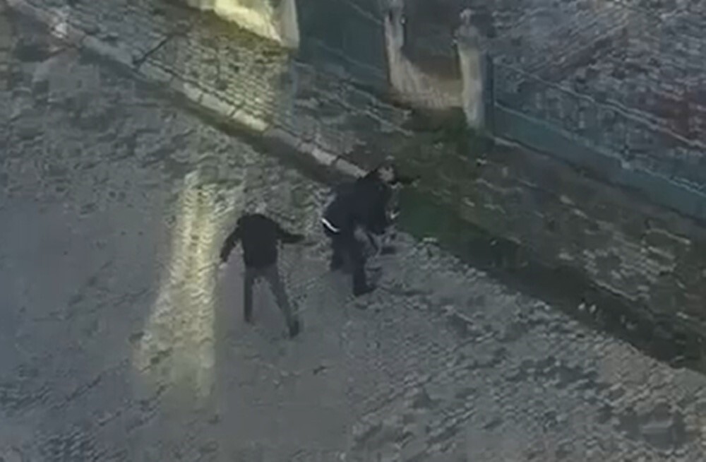 AYDIN'IN EFELER İLÇESİNDE İKİ KİŞİ ARASINDA ÇIKAN SÖZLÜ TARTIŞMA SİLAHLI KAVGAYA DÖNDÜ. 1 KİŞİ...