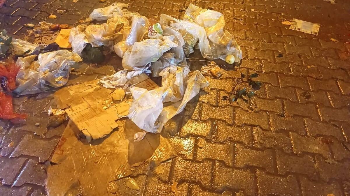 AYDIN'IN GERMENCİK İLÇESİNDE ZABITA EKİPLERİ TARAFINDAN PAZAR YERLERİNDE YAPILAN DENETİMLERDE...