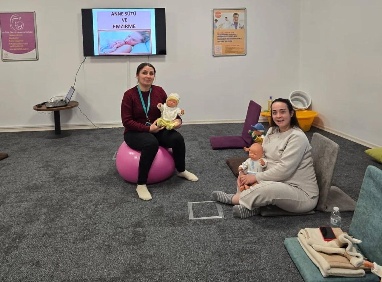 AYDIN'IN NAZİLLİ İLÇESİNDE ANNE ADAYLARINA YÖNELİK DÜZENLENEN EĞİTİM PROGRAMLARI DEVAM EDERKEN...