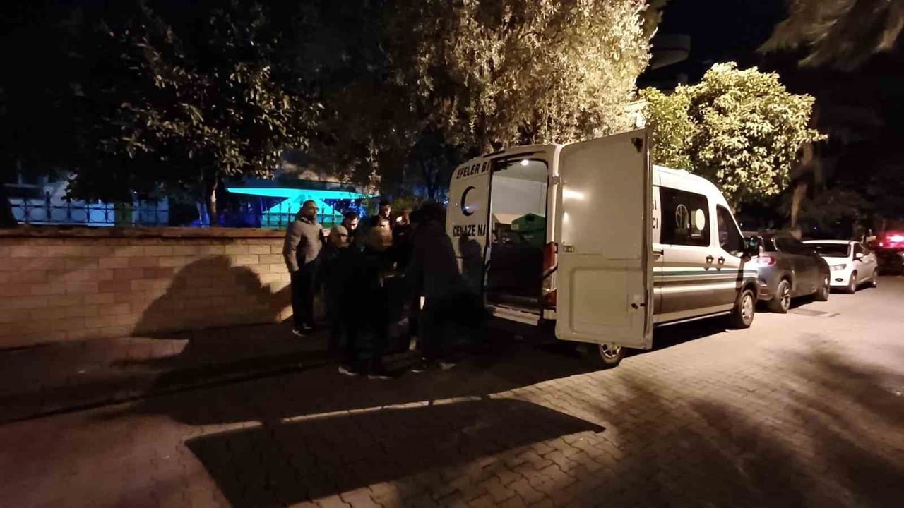 AYDIN'IN SPOR CAMİASINDA SEVİLEN İSİMLERDEN OLAN 'MÜDÜR' LAKAPLI NEVZAT DEMİRCİOĞLU (65), CAMİ...