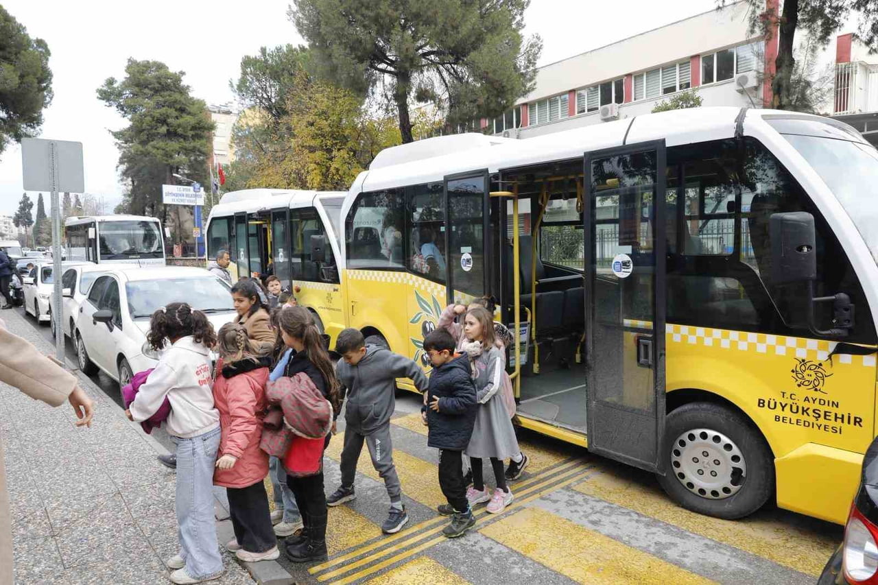 AYDIN BÜYÜKŞEHİR BELEDİYE BAŞKANI ÖZLEM ÇERÇİOĞLU’NUN ÖNCÜLÜĞÜNDE KÜLTÜR VE SANAT ETKİNLİKLERİ...