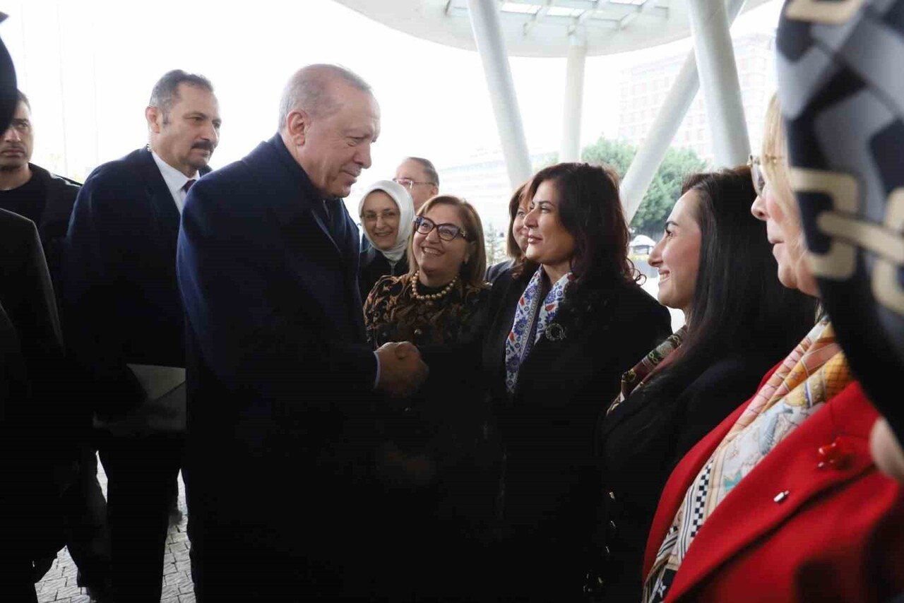 AYDIN BÜYÜKŞEHİR BELEDİYE BAŞKANI ÖZLEM ÇERÇİOĞLU, ULUSLARARASI YEREL YÖNETİMLERDE KADIN...