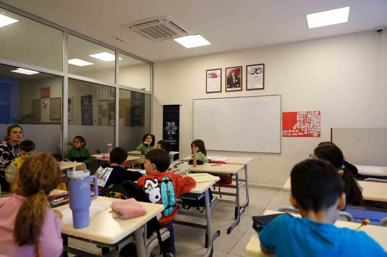 AYDIN BÜYÜKŞEHİR BELEDİYESİ, EĞİTİME YÖNELİK DESTEKLEYİCİ ÇALIŞMALARINA DEVAM EDİYOR. BÜYÜKŞEHİR...