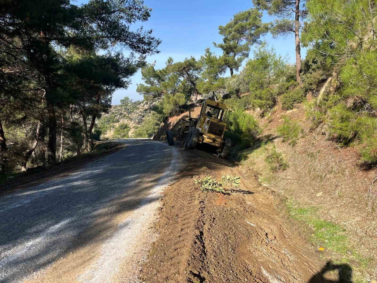 AYDIN BÜYÜKŞEHİR İL GENELİNDE ALT VE ÜST YAPI ÇALIŞMALARINI SÜRDÜRÜYOR