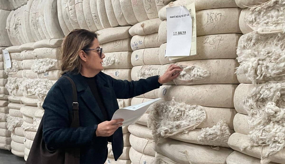 AYDIN’IN SÖKE İLÇESİNDE, YURT DIŞINA YAPILACAK HAM PAMUK İHRACATINA YÖNELİK İNSPEKTÖR İŞLEMLERİ...